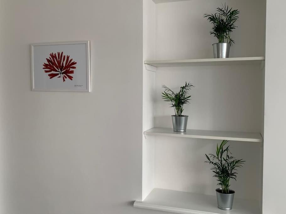 Newly Refurbished Uplyme Getaway Leilighet Eksteriør bilde